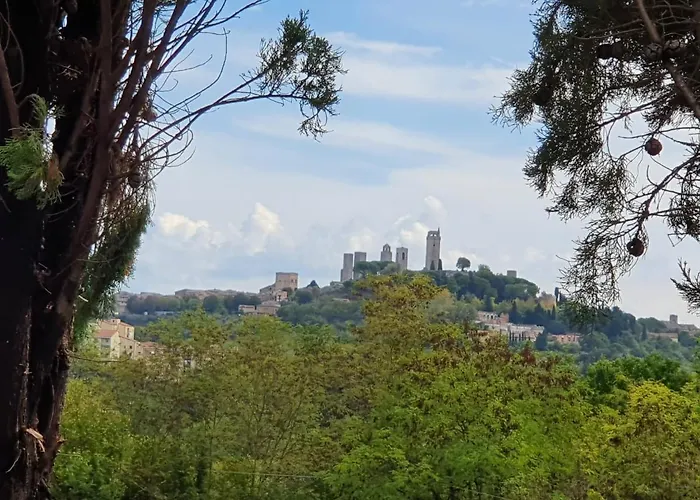 Фермерский дом Podere Montese Country House