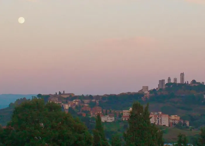 Фермерский дом Podere Montese Country House *